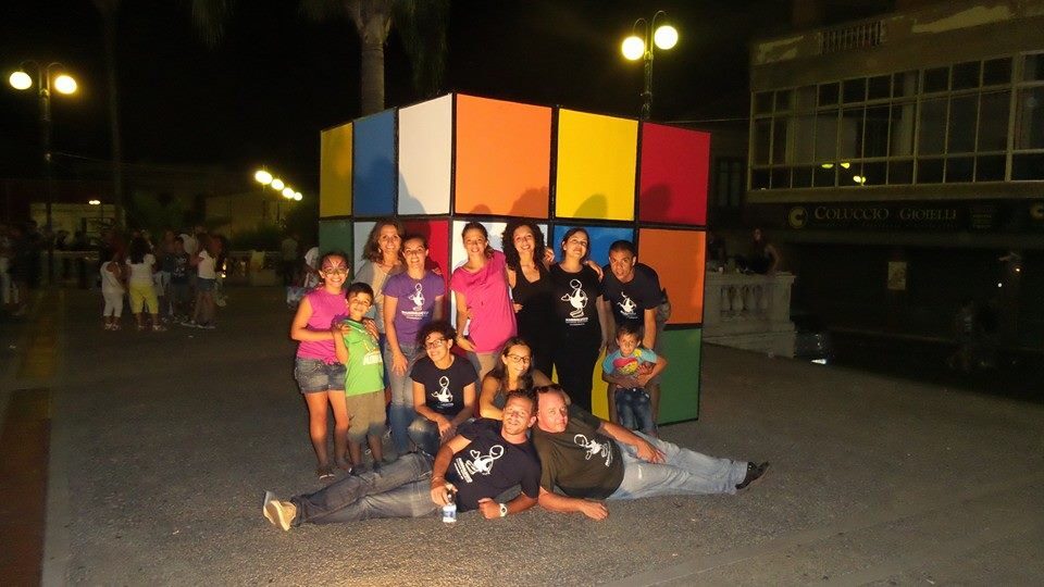 Invasioni Urbane edizione 2014 - Installazione cubo di Rubik